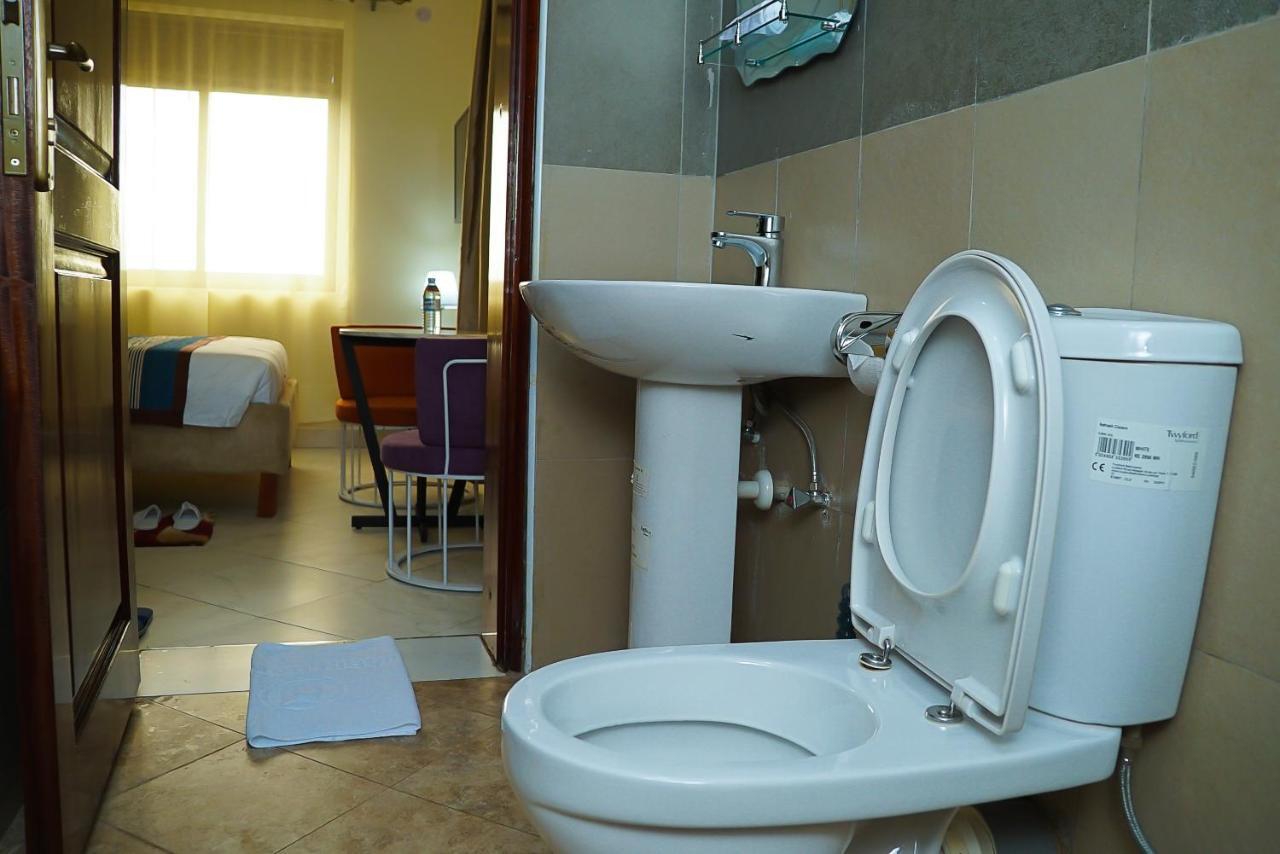 Jarin Hotel Kampala Ngoại thất bức ảnh